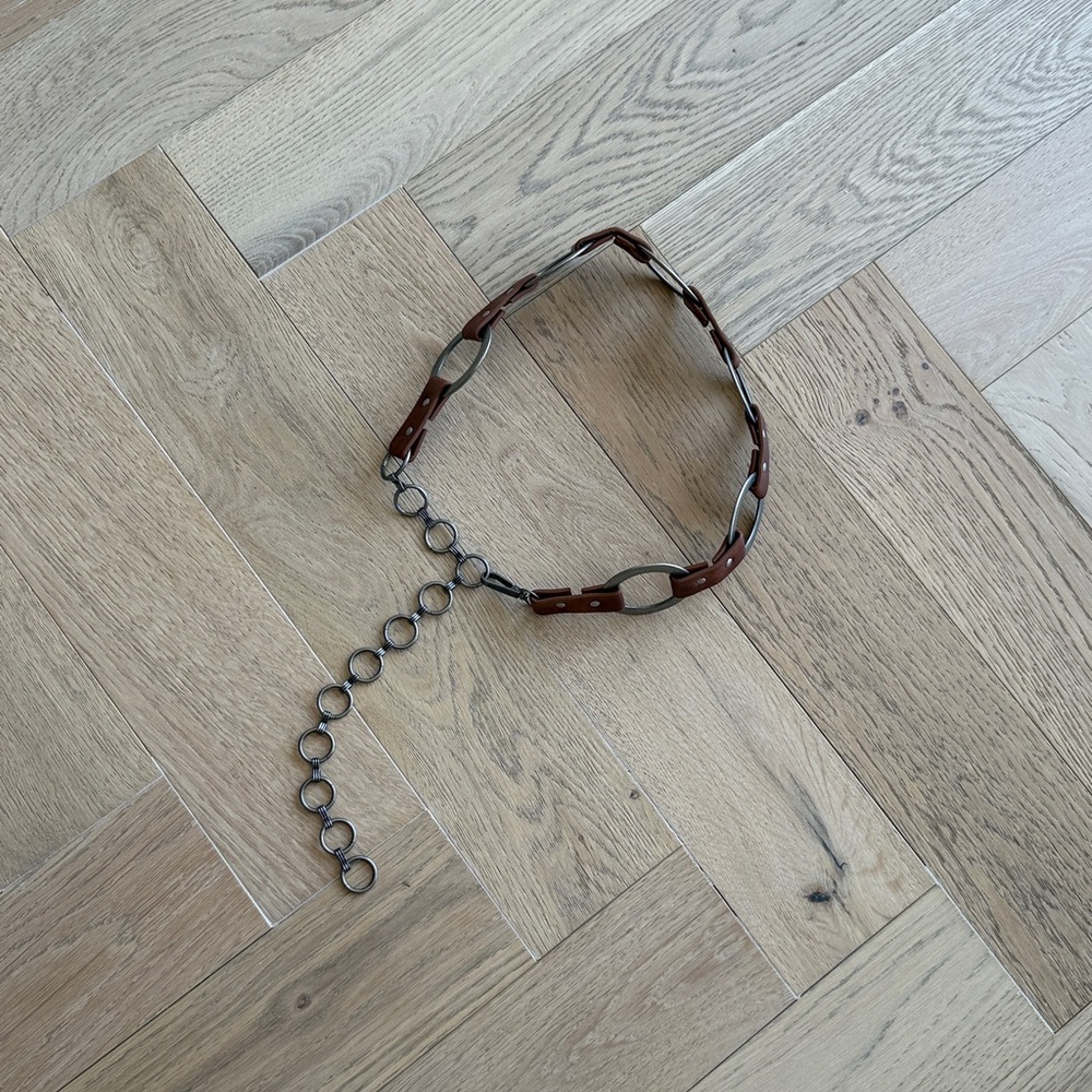Brown Leather Circle Link Belt - NWOT - Picture 3 of 3
